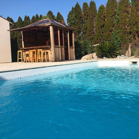 Piscine Et Jacuzzi A 2Km De La Plage De St Georges De Didonne Saint-Georges-de-Didonne Bagian luar foto